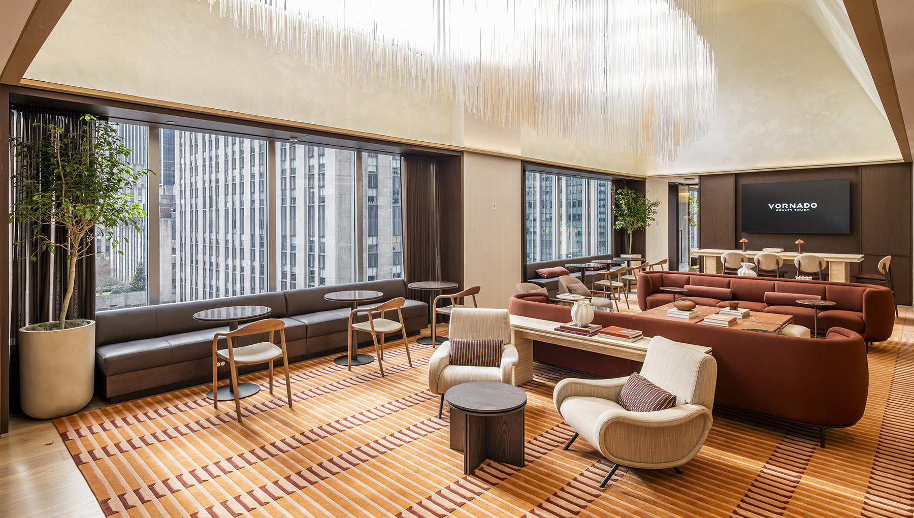 1290 AoA_Reception Lounge – Carousel